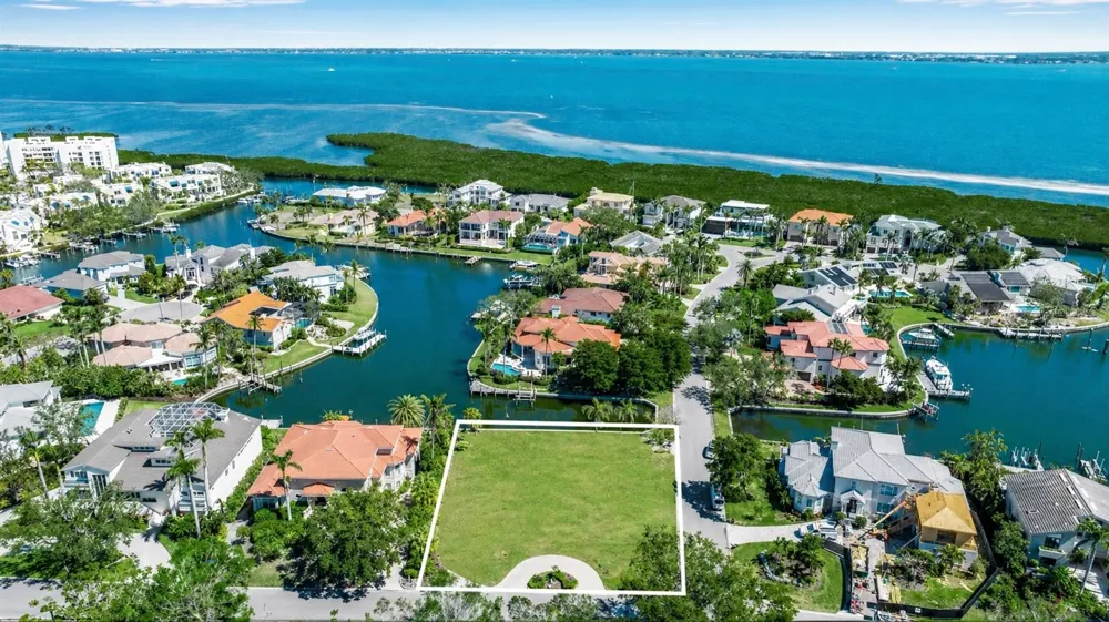 1600 HARBOR SOUND DRIVE Longboat Key, FL 34228