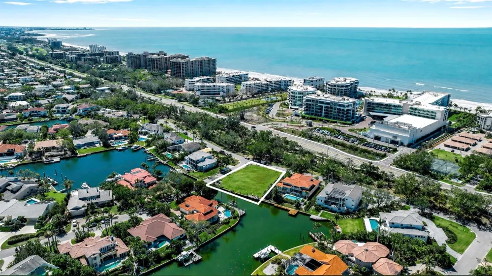 1600 HARBOR SOUND DRIVE Longboat Key, FL 34228