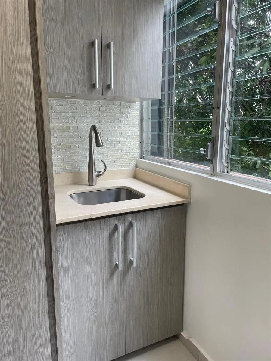 80 KINGS COURT #2 San Juan, PR 00911