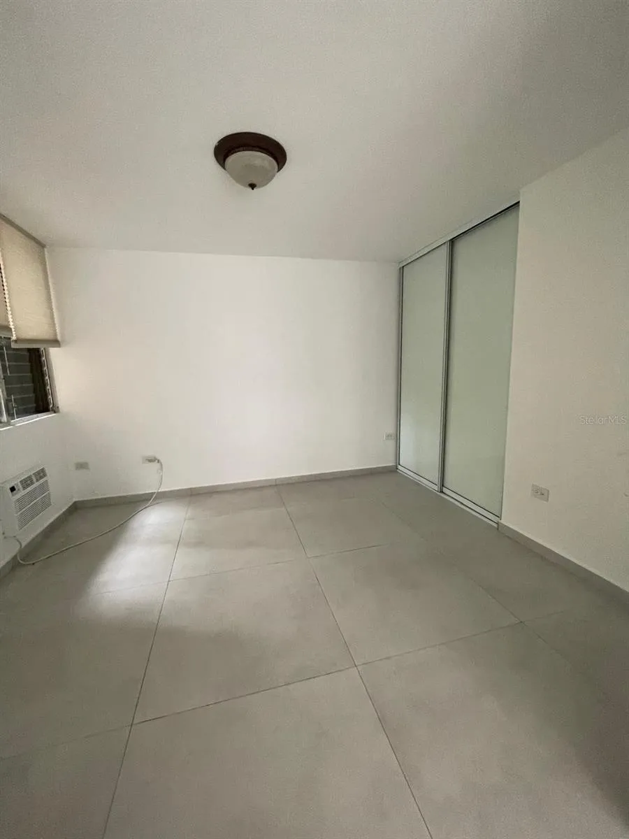80 KINGS COURT #2 San Juan, PR 00911