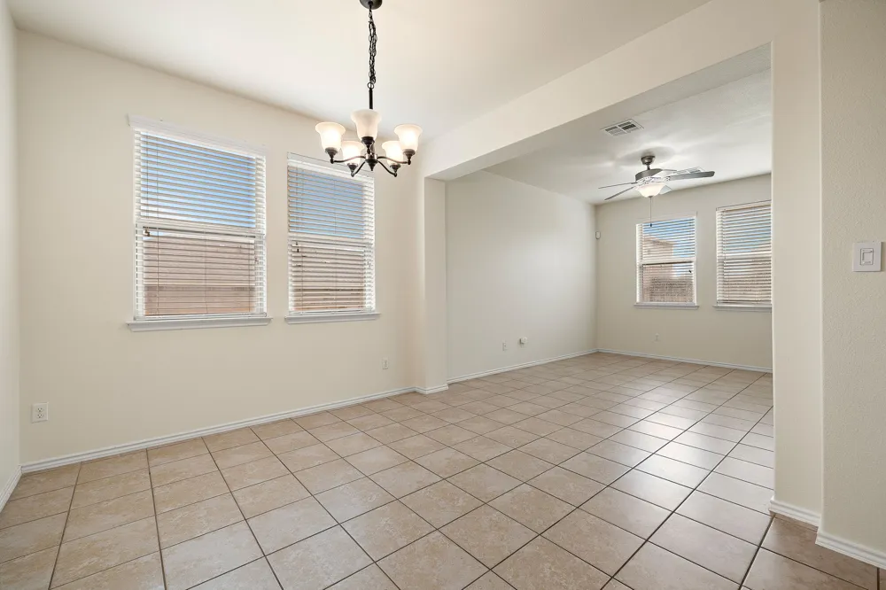 713 Carillion Drive Pflugerville, TX 78660