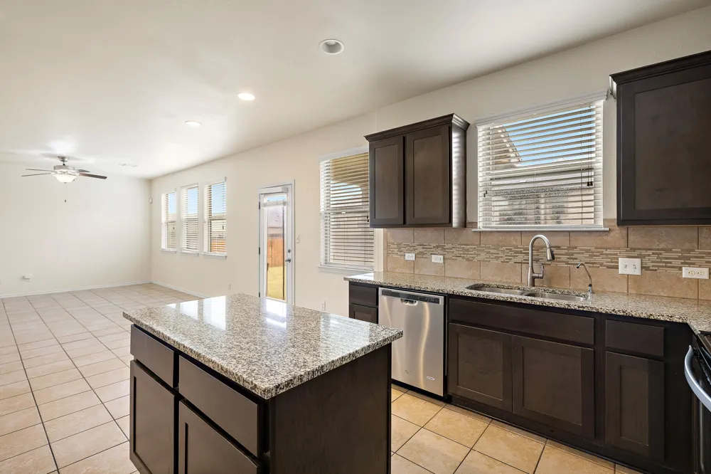 713 Carillion Drive Pflugerville, TX 78660