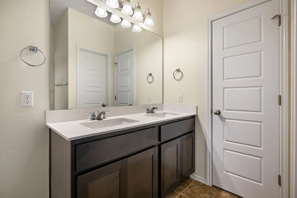 713 Carillion Drive Pflugerville, TX 78660