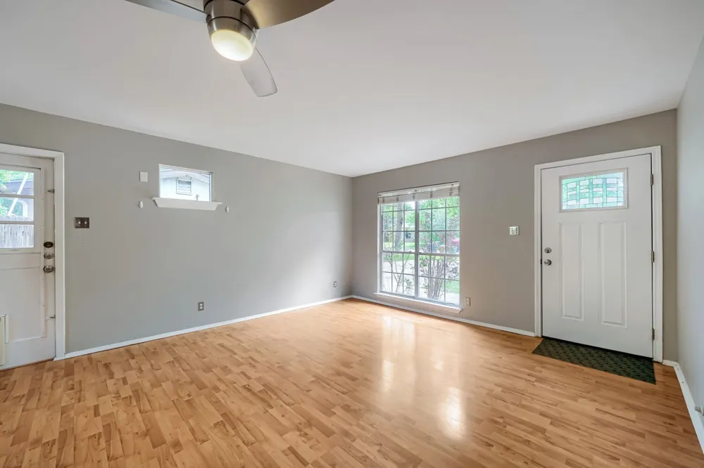 8308 HATHAWAY DRIVE Austin, TX 78757