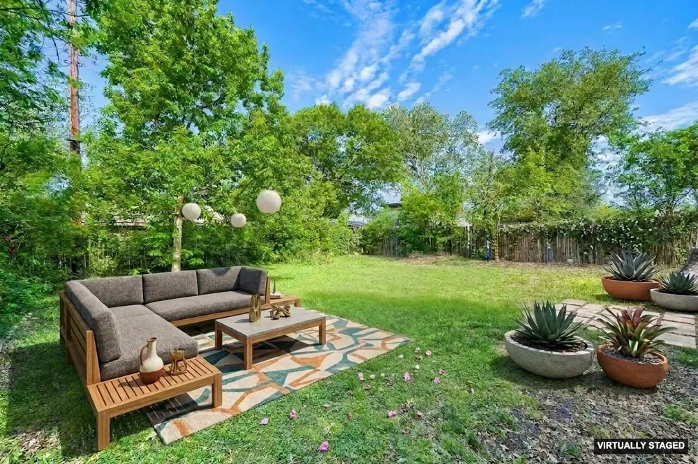 8308 HATHAWAY DRIVE Austin, TX 78757