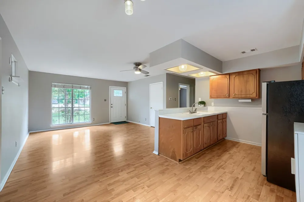 8308 HATHAWAY DRIVE Austin, TX 78757
