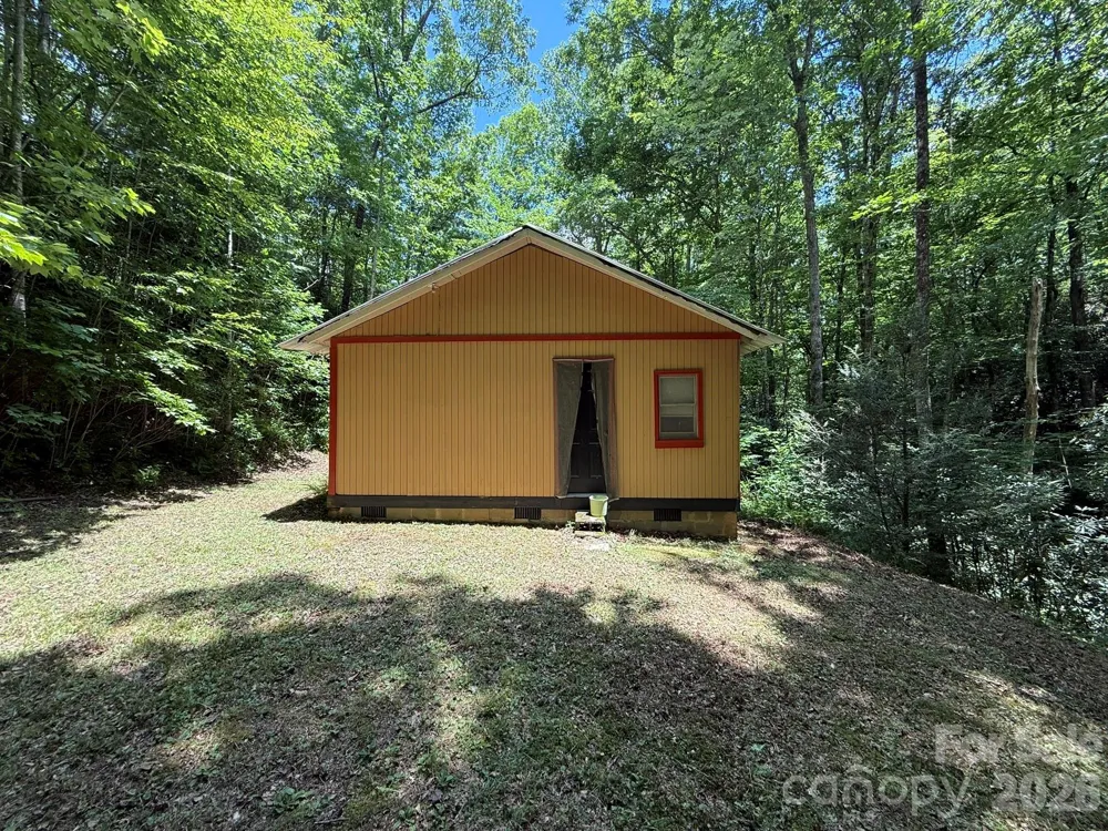 181 Lyman Lane Rosman, NC 28772