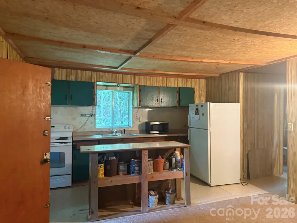 181 Lyman Lane Rosman, NC 28772