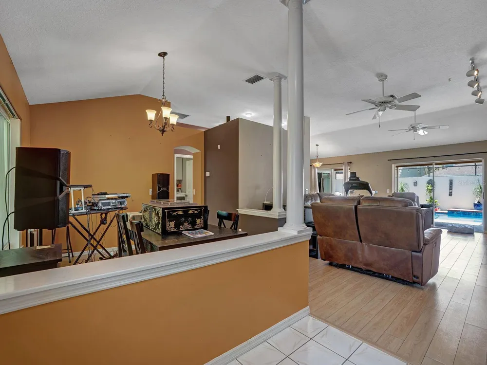 6310 TURTLE CREEK BOULEVARD Tampa, FL 33625