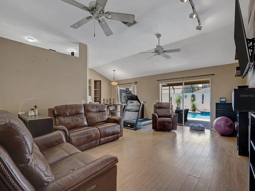 6310 TURTLE CREEK BOULEVARD Tampa, FL 33625