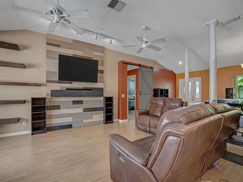 6310 TURTLE CREEK BOULEVARD Tampa, FL 33625