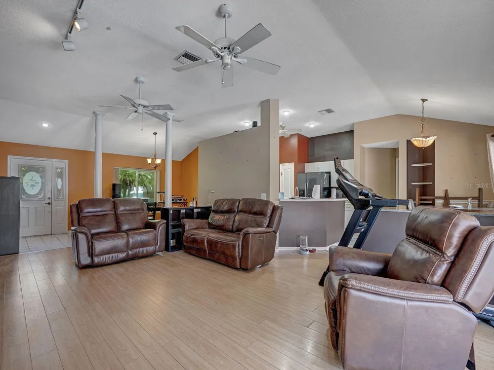 6310 TURTLE CREEK BOULEVARD Tampa, FL 33625