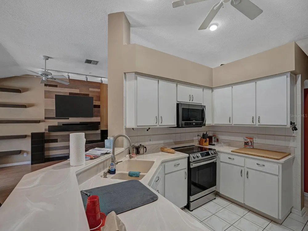 6310 TURTLE CREEK BOULEVARD Tampa, FL 33625