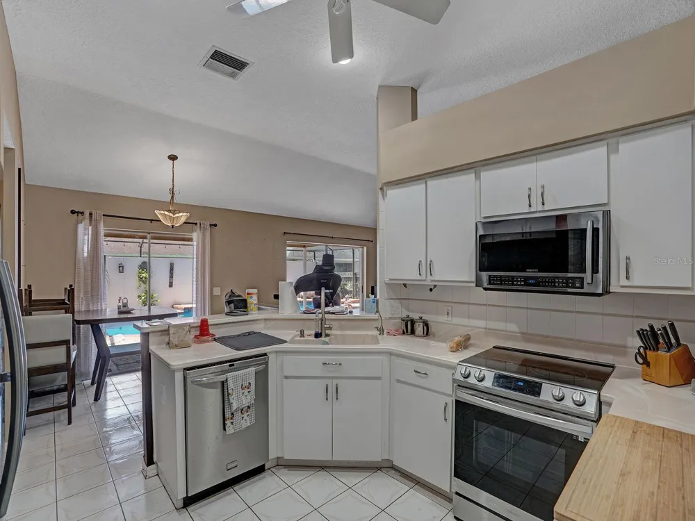 6310 TURTLE CREEK BOULEVARD Tampa, FL 33625