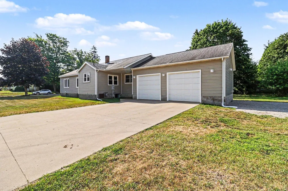 509 Delia Street Ludington, MI 49431