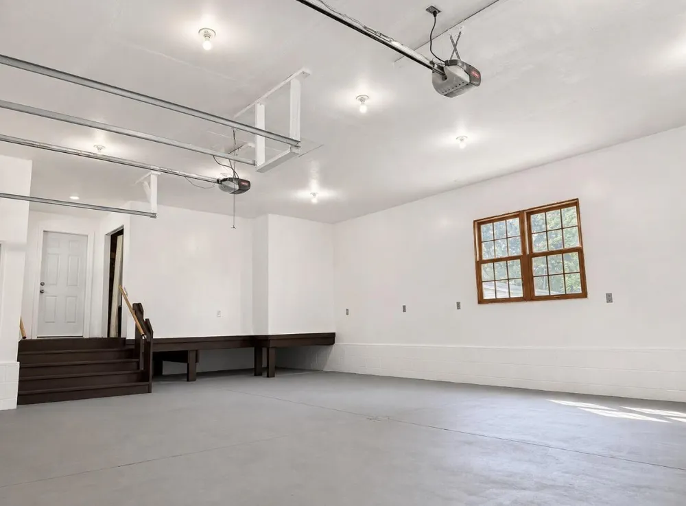509 Delia Street Ludington, MI 49431