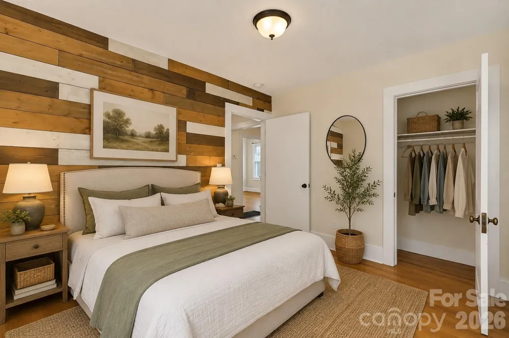 10 Enka Oak Street Candler, NC 28715