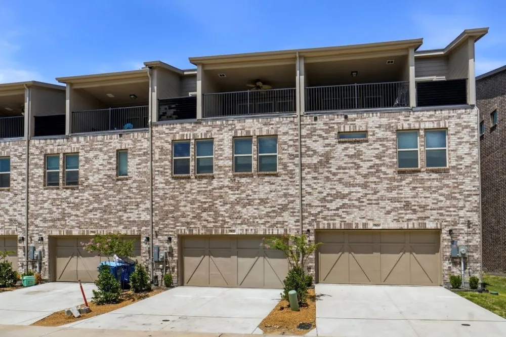 7822 Bayside Drive Rowlett, TX 75088