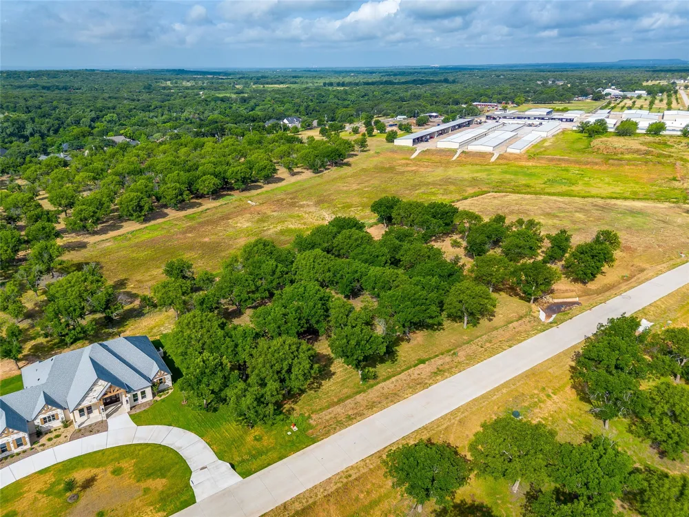 2325 E Landings S Granbury, TX 76049