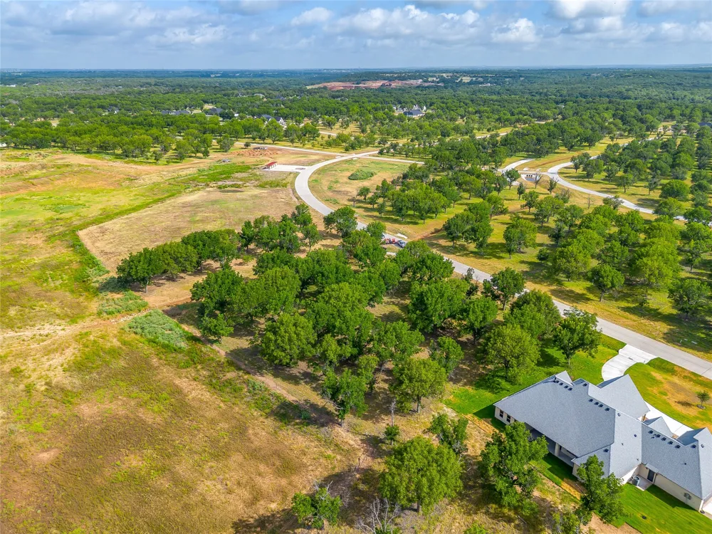 2325 E Landings S Granbury, TX 76049