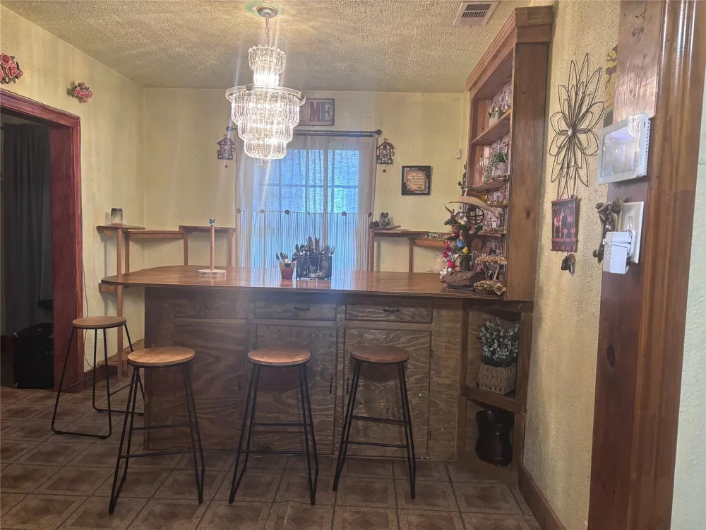 401 S Cottonwood Street Crockett, TX 75835