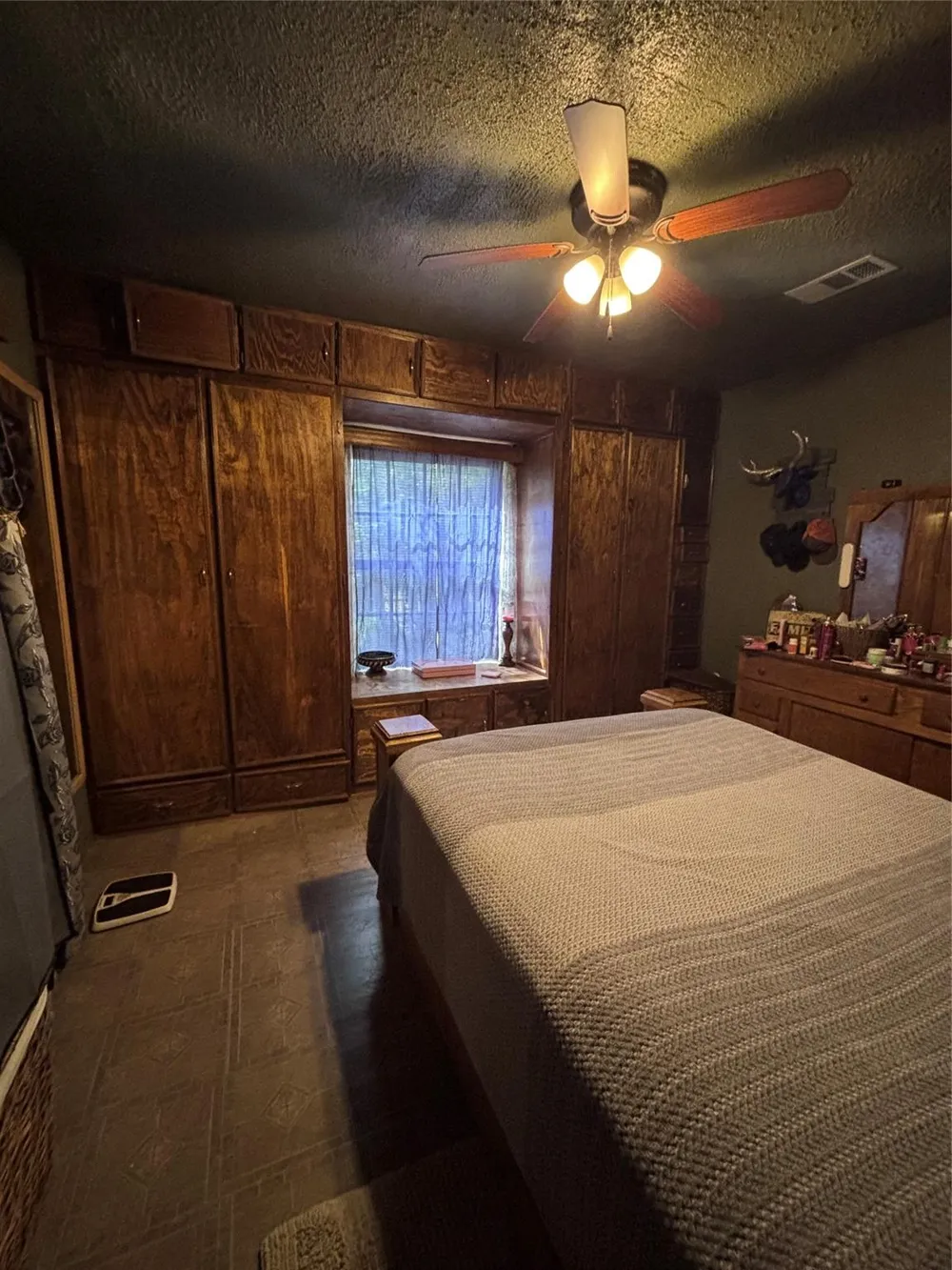 401 S Cottonwood Street Crockett, TX 75835