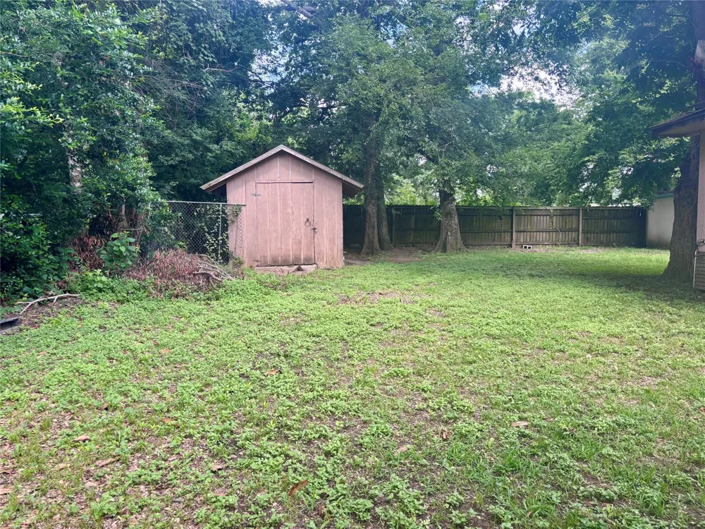401 S Cottonwood Street Crockett, TX 75835