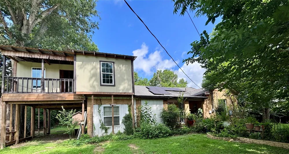 401 S Cottonwood Street Crockett, TX 75835