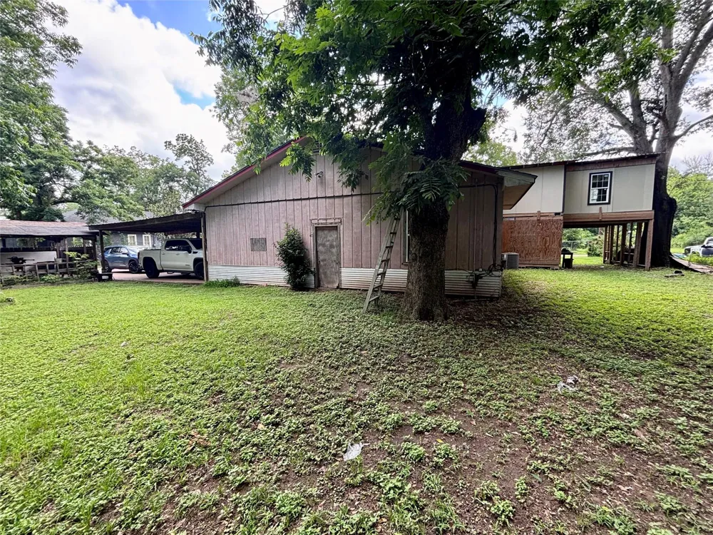 401 S Cottonwood Street Crockett, TX 75835
