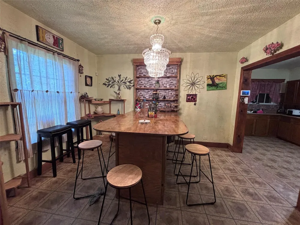 401 S Cottonwood Street Crockett, TX 75835