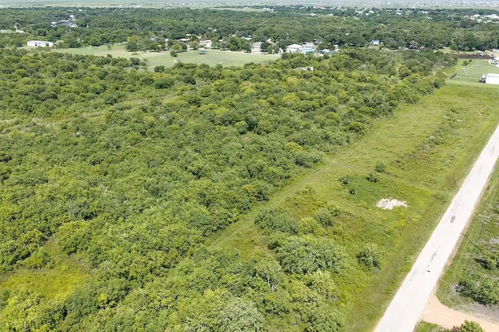 3868 County Road 286 Sargent, TX 77414