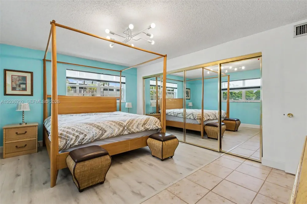 2500 NE 9th St #111 Fort Lauderdale, FL 33304