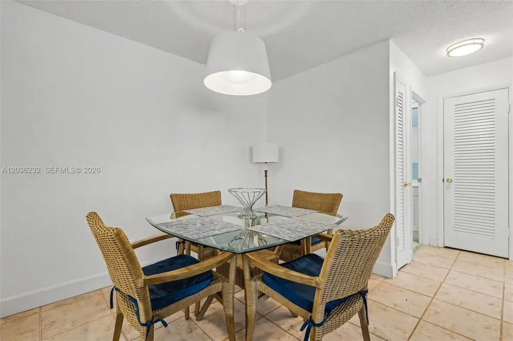 2500 NE 9th St #111 Fort Lauderdale, FL 33304