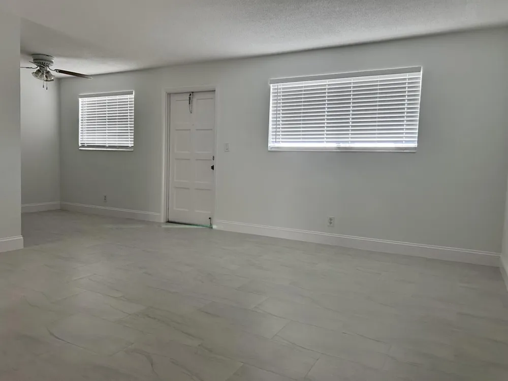 402 Lake Shore Drive #103 Lake Park, FL 33403