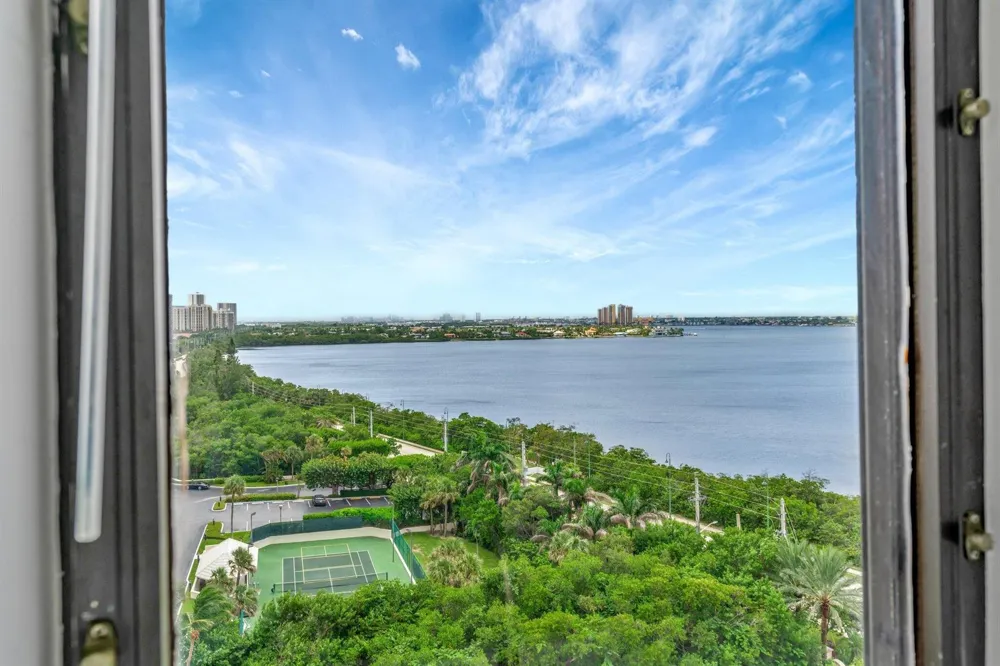 5380 Ocean Drive #11A Riviera Beach, FL 33404