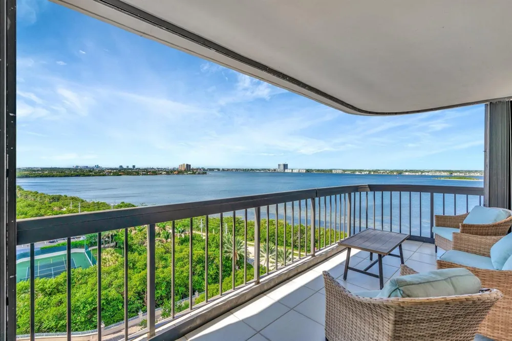 5380 Ocean Drive #11A Riviera Beach, FL 33404