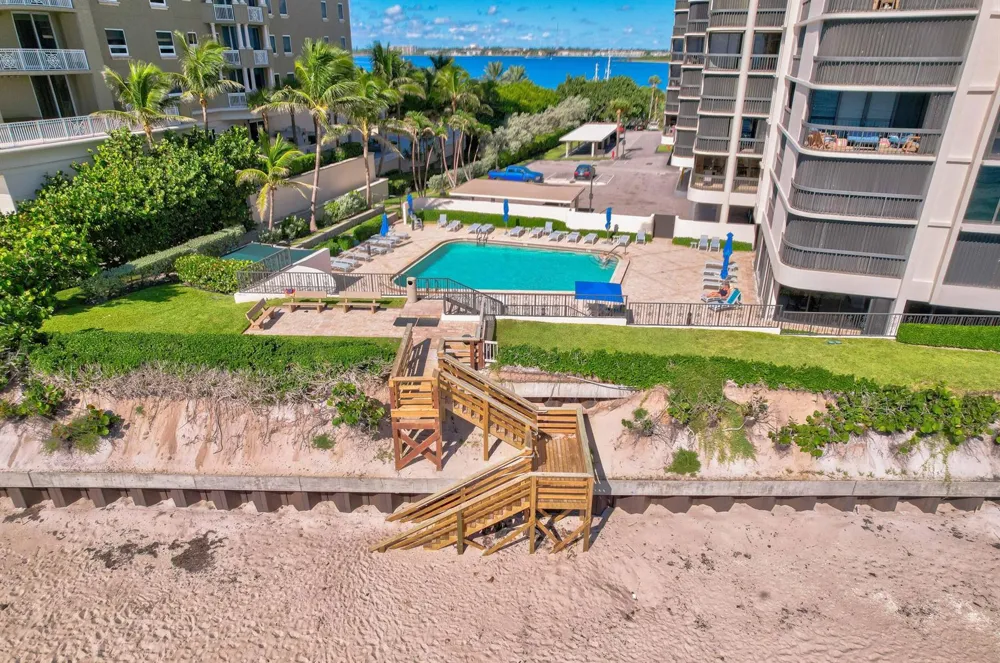 5380 Ocean Drive #11A Riviera Beach, FL 33404