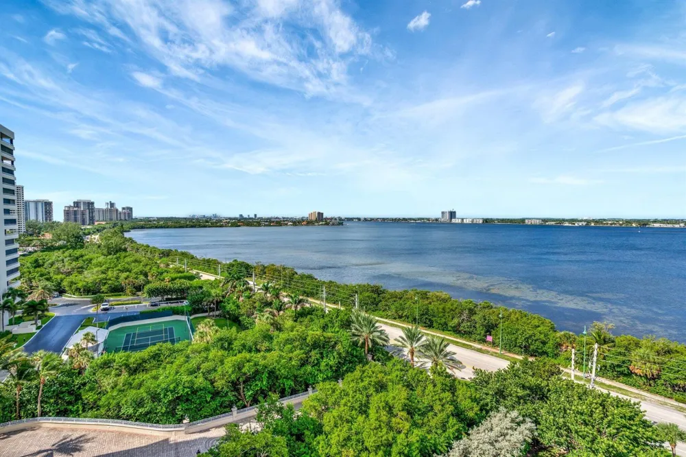 5380 Ocean Drive #11A Riviera Beach, FL 33404