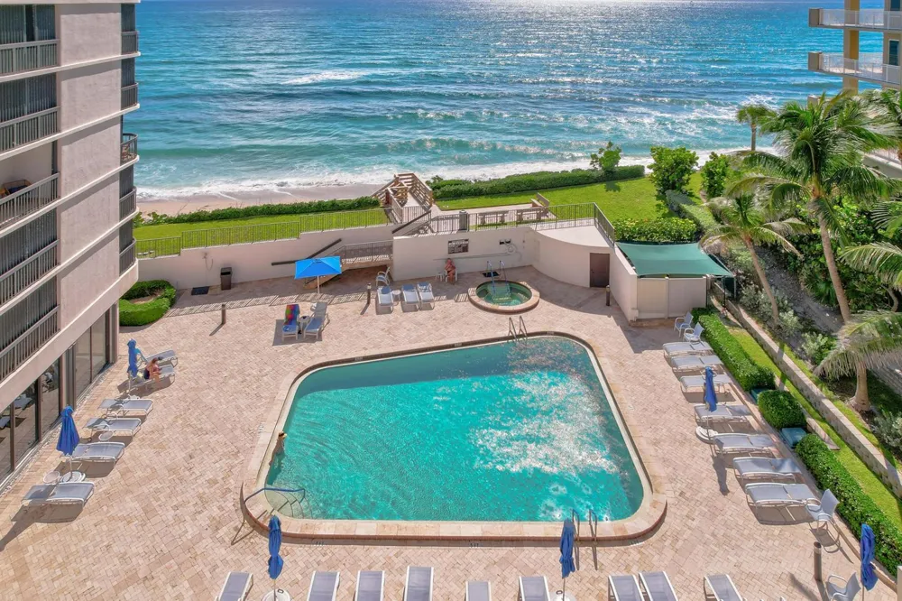 5380 Ocean Drive #11A Riviera Beach, FL 33404