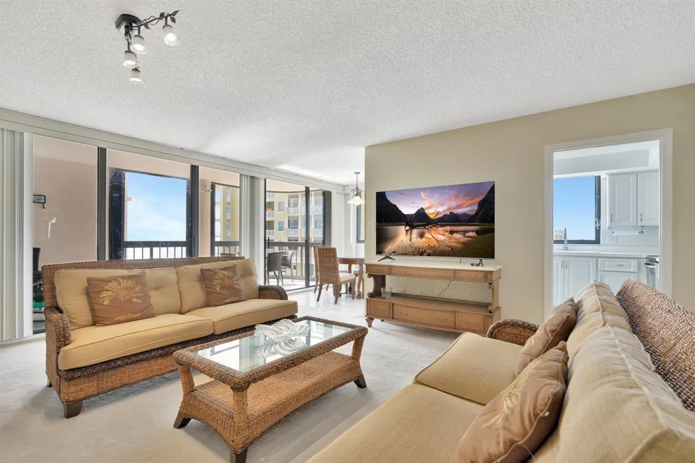 5380 Ocean Drive #11A Riviera Beach, FL 33404
