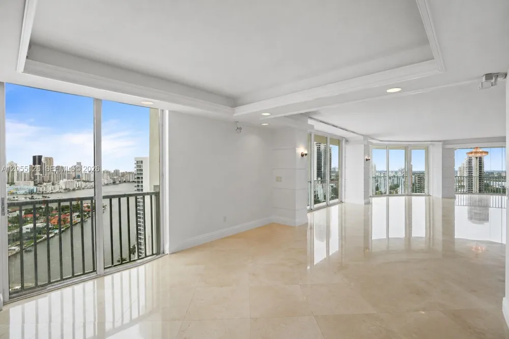 19355 Turnberry Way #25GR Aventura, FL 33180