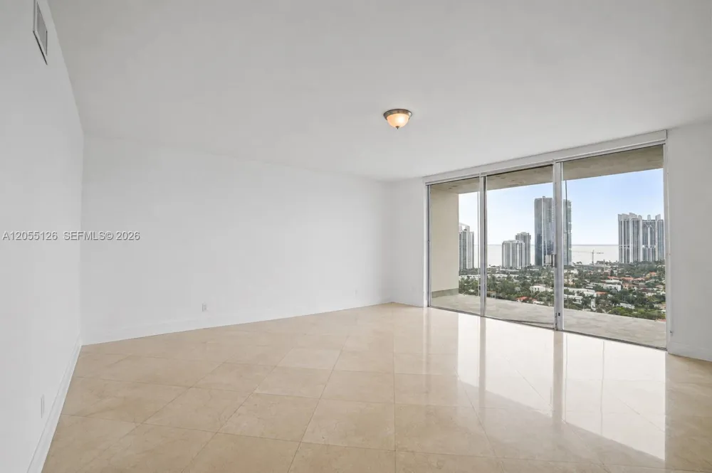 19355 Turnberry Way #25GR Aventura, FL 33180