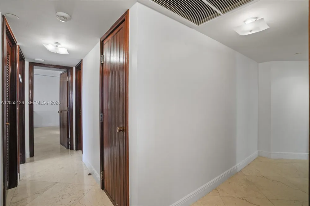 19355 Turnberry Way #25GR Aventura, FL 33180