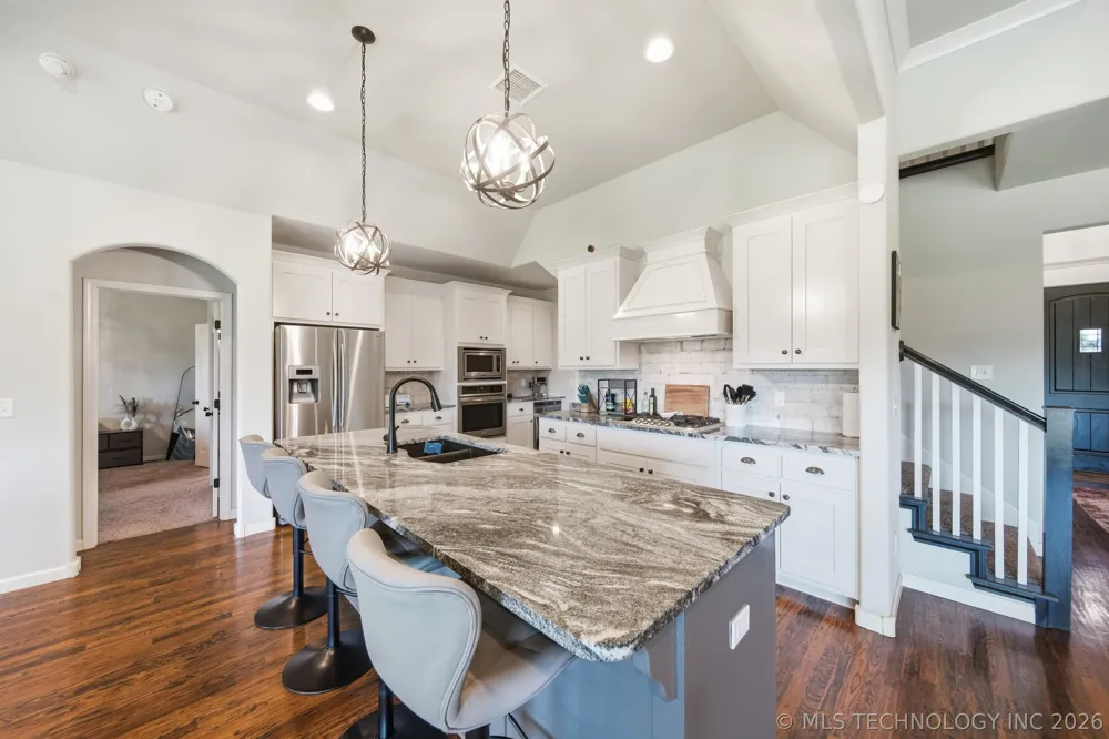 2114 W 117th Place S Jenks, OK 74037