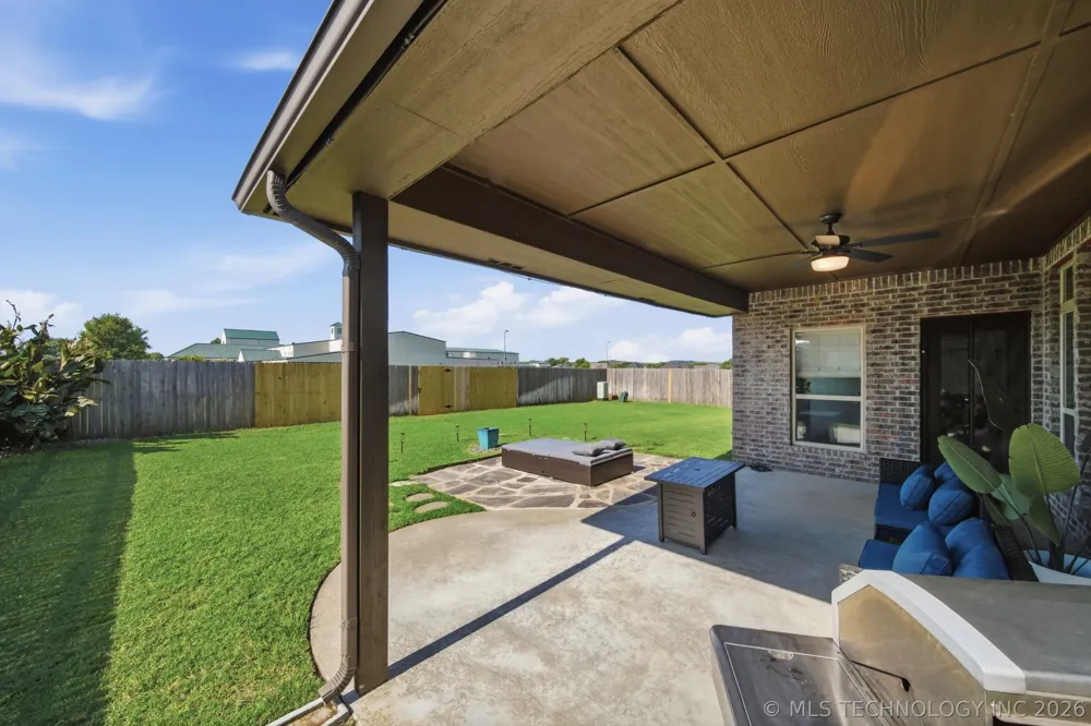 2114 W 117th Place S Jenks, OK 74037
