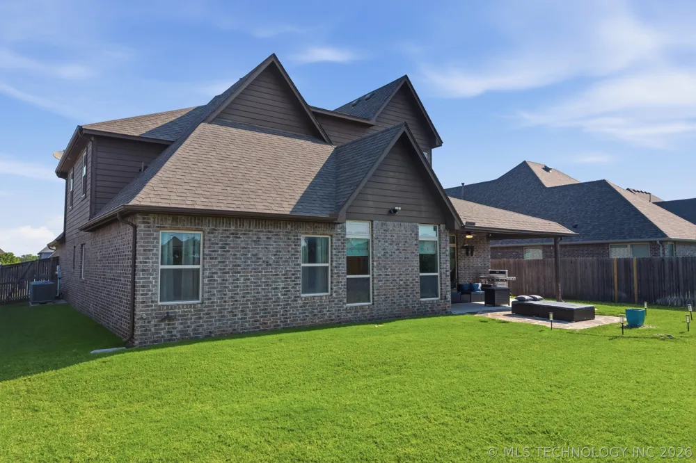 2114 W 117th Place S Jenks, OK 74037