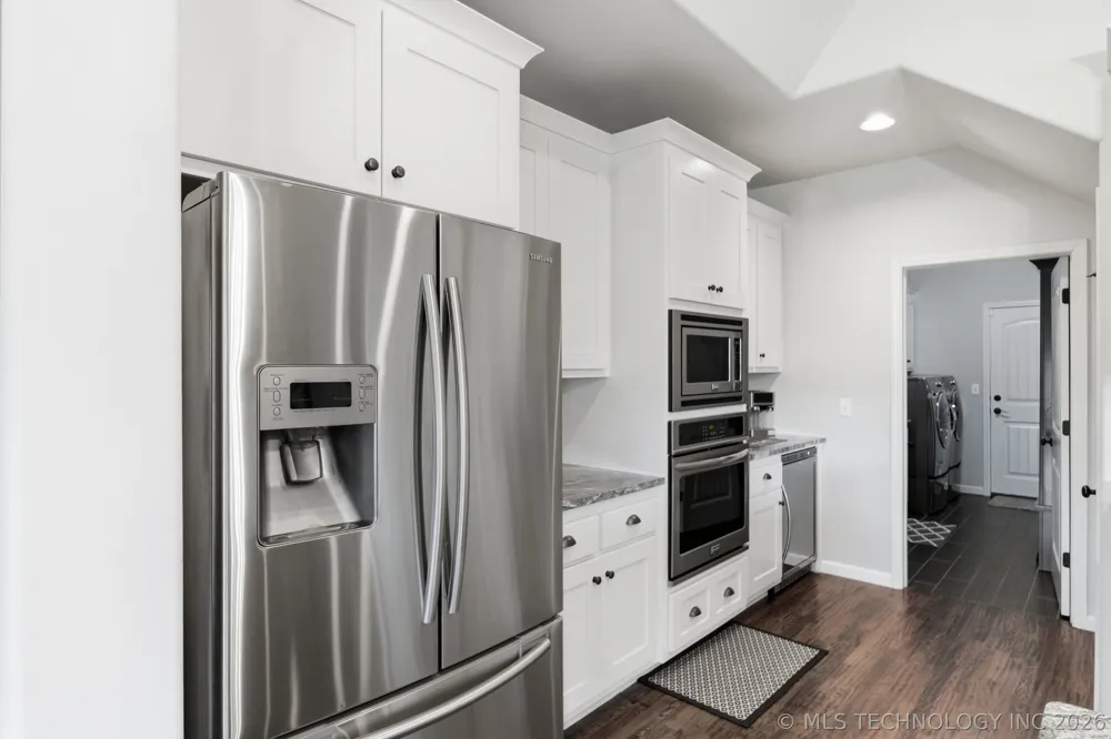 2114 W 117th Place S Jenks, OK 74037