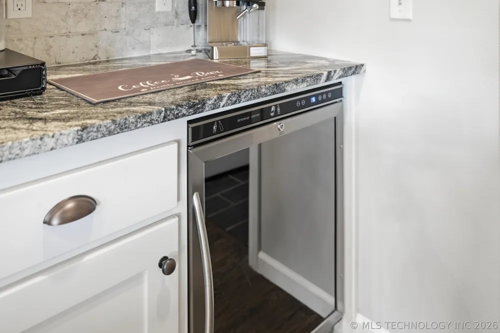 2114 W 117th Place S Jenks, OK 74037