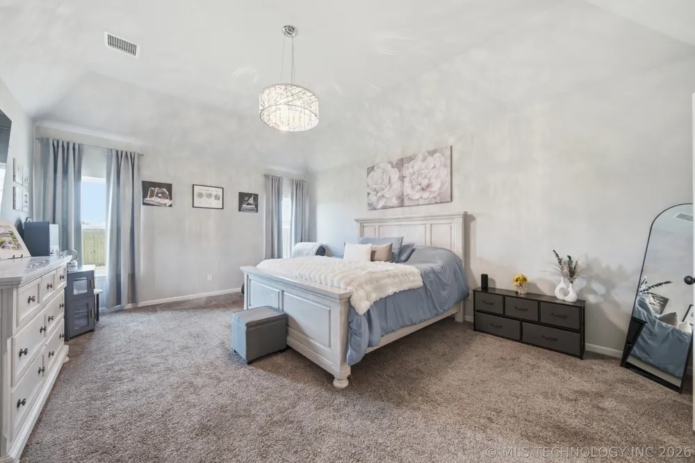 2114 W 117th Place S Jenks, OK 74037