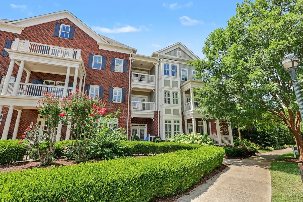 991 Westhaven Blvd #10 Franklin, TN 37064